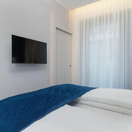 Luxury Heart Of By Renters *